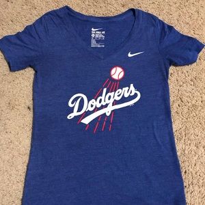 Super cute dodgers tee